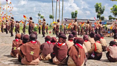 Wali Kota Cak Arlan membuka Jambore Cabang III Pramuka di Stadion Talang Jimar, Prabumulih, Minggu (19/4/2026).