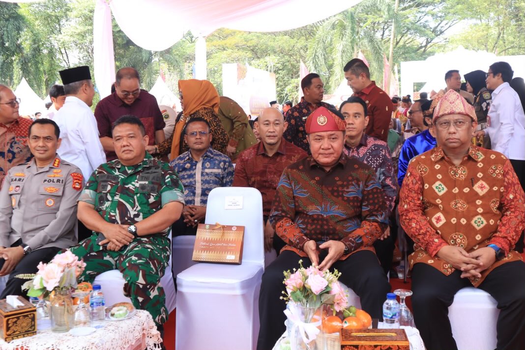 Gubernur Herman Deru bersama Forkopimda Sumatera Selatan menghadiri Festival Seni Adat dan Tradisi 2026