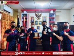 Lima Taruna/i Poltekip Bimbingan dan Arahan oleh Pegawai Rutan Prabumulih