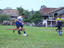 Pulang Kampung, Ridho Yahya Jajal Lapangan Hijau Desa Tanjung Raja