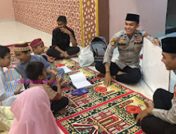 Keren! Hafiz Qur’an Polres Prabumulih Jadi Guru Ngaji