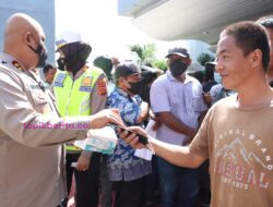 Datangi Antrian BLT, Kapolres Prabumulih Himbau Protkes