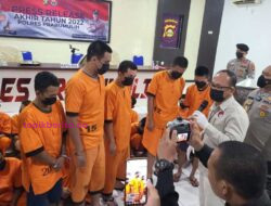 Satres Narkoba Polres Prabumulih Tangkap Satu Keluarga Sabu