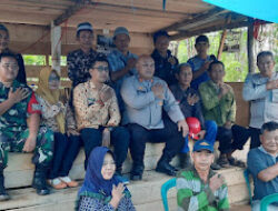 Warga Talang Berenai Curhat Bersama Kapolres Prabumulih