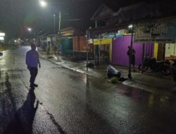Respon Cepat, Personel Polsek Prabumulih Timur Cek Lokasi Banjir Disejumlah Titik