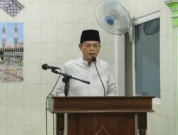 Safari Ramadhan, Wawako Serahkan Mesin Genset ke Masjid Jami’ Al-Manar