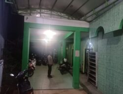 Jaga Keamanan Masjid, Polsek Prabumulih Barat Terjunkan Personel