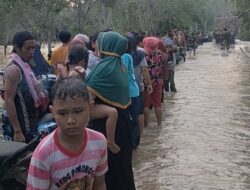 Nyaris Putus Oleh Banjir, Jalan Desa Sumber Rahayu Butuh Parit Besar