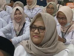 Leoni Arlan Daftarkan Diri Sebagai Bacaleg ke KPU Kota Prabumulih