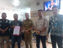 Pihak Ketiga Pengerjaan Pasar Rakyat Kembalikan Uang Temuan Rp.588 Juta