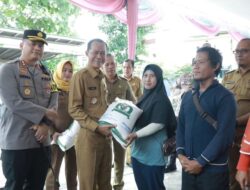PJ Wako Elman ST Launching Penyaluran CPP Untuk Pemberian Bantuan Pangan Tahun 2024