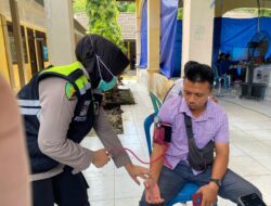Tim Dokkes Cek Kesehatan Personel Polres Prabumulih Yang Kawal Rekapitulasi