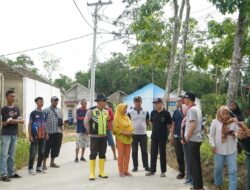 Elman, ST Kunjungi Warga Perumahan Perkim Yang Tertimpa Musibah