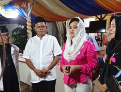 Lury Elza Alex Noerdin Silaturahmi ke Kediaman H Arlan