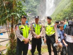 Satlantas Polres Muara Enim Perketat Keamanan Pengunjung Wisata Air Terjun Bedegung