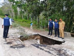 Respon Cepat Pemkab PALI, Cek Lokasi Jembatan Jebol