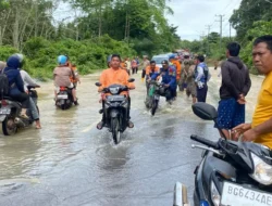 Jalan Utama PALI Banjir, Antrian Kendaraan Mengular