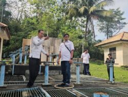 Cek Pelayanan, Pj Wako Elman ST Sidak Kantor PDAM Tirta Prabu Jaya