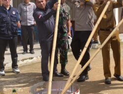 Bersama Pj Walikota, Deni Victoria Ketua DPRD Musnahkan Ratusan Surat Suara Rusak