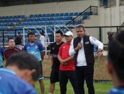 Wawako Buka Pertandingan Persipra vs Eks Persita Tangerang