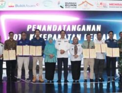 Wujudkan UMKM Naik Kelas, Bupati Luncurkan Program Pengembangan Serta Serahkan Bantuan Modal dan Sarana Produksi