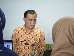 Bolos Kerja 4 Tahun, Guru SD Ini Akhirnya Dipecat Tak Hormat