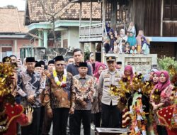 Hadiri Sedekah Dusun Gunung Kemala, Cak Arlan Diberi “Ladeng”