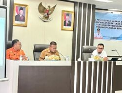 Bersama Walikota, BPBD Meggelar Ranperda Tahun 2025
