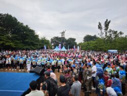 Ribuan Warga Prabumulih Senam Bugar Bersama Arlan di Taman Kota Prabujaya