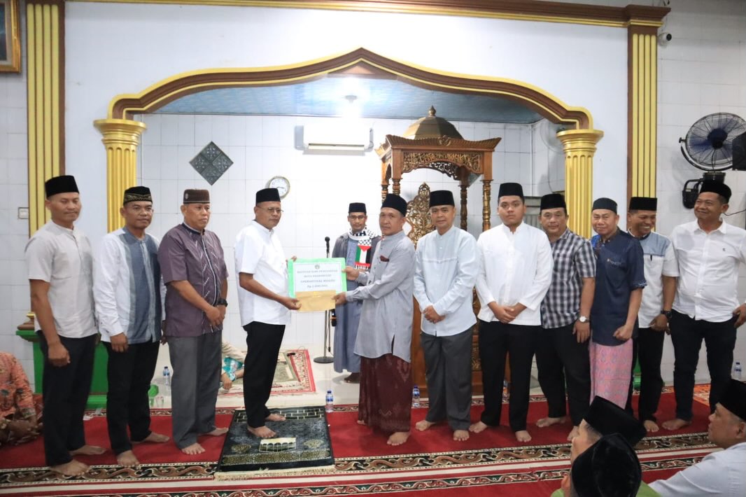 Wali Kota Prabumulih Arlan menghadiri Safari Ramadan di Masjid Al-Hidayah Kelurahan Gunung Ibul Kecamatan Prabumulih Timur.