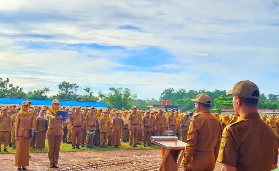 Wali Kota Prabumulih pimpin apel ASN di Stadion Talang Jimar 2026