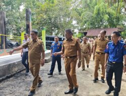 Wali Kota Prabumulih Cak Arlan Tinjau Makam Puyang Ratu Pase Terbakar