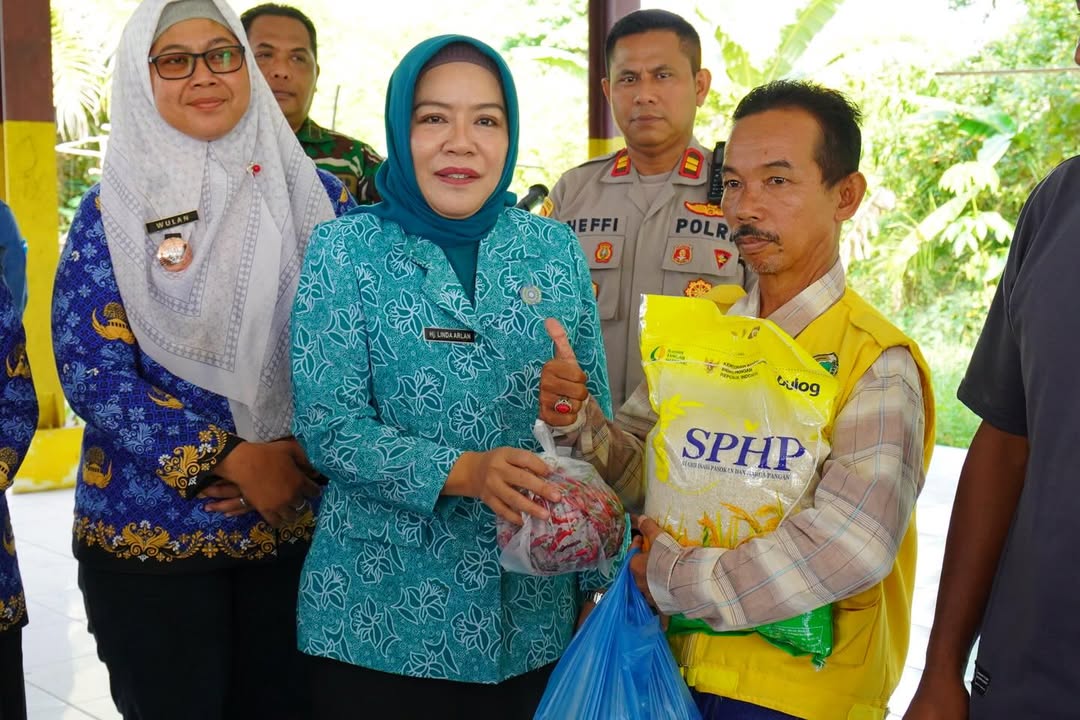 Gerakan Pangan Murah Prabumulih di Cambai oleh TP PKK Hj Linda Apriana Arlan