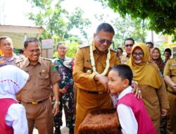 Cak Arlan Resmikan Musholla As-Salam di SDN 12 Patih Galung