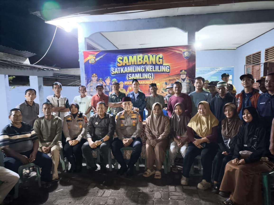 Kapolres Prabumulih Bobby Kusumawardhana memimpin kegiatan SAMLING di Satkamling Serasan I Sungai Medang Cambai