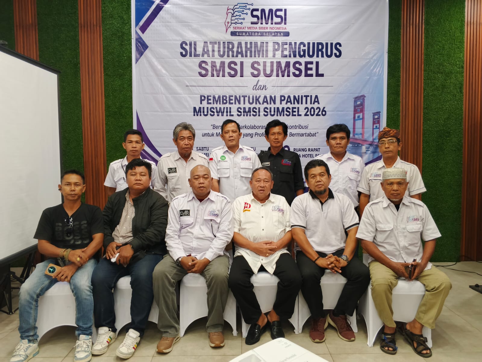 Foto bersama Pengurus SMSI Sumsel saat pembentukan panitia Muswil 2026 di Palembang