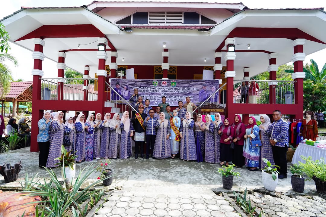 Wali Kota Arlan menghadiri Festival Seni Adat dan Tradisi 2026 di Sumatera Selatan.