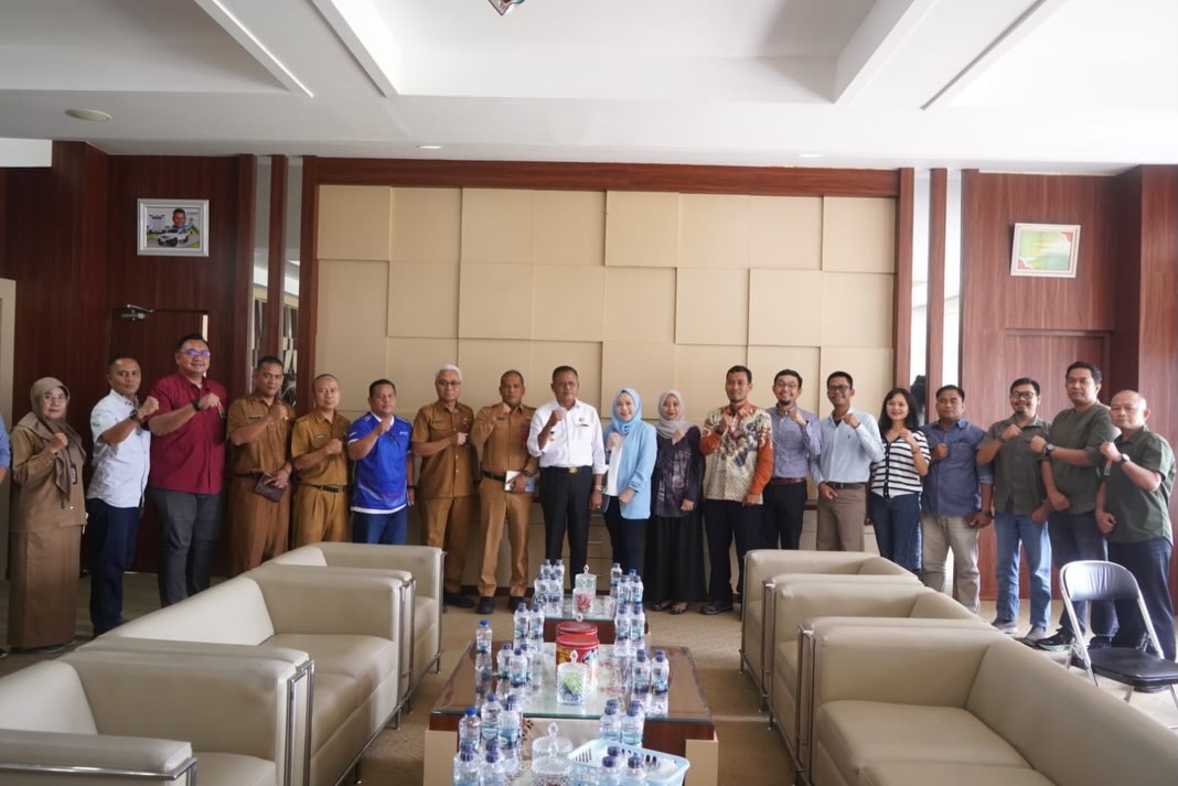 Audiensi Pemerintah Kota Prabumulih bersama PT Patra Drilling Contractor (PDC) membahas kolaborasi pembangunan daerah.