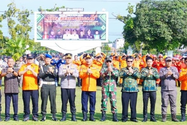 Bupati Muba H M Toha Tohet memimpin Apel Siaga Karhutbunlah 2026 di Musi Banyuasin untuk mencegah kebakaran hutan, kebun, dan lahan selama musim kemarau.