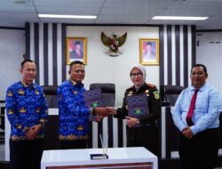 H. Arlan dan Kejari Prabumulih Teken PKS Bidang Perdata dan Tata Usaha Negara