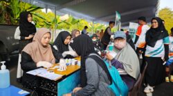 Tim medis RS AR Bunda Prabumulih bersiaga memberikan pelayanan kesehatan kepada peserta Pharmacist Nea Run 2026 di Rumah Dinas Wali Kota Prabumulih.